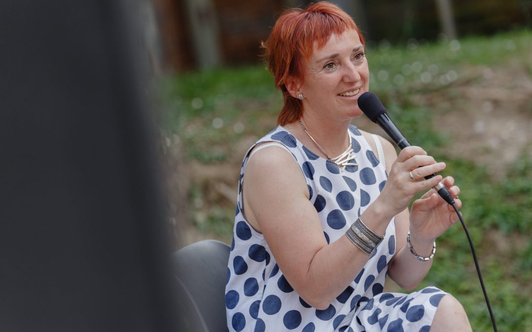 Katja Hrobat Virloget