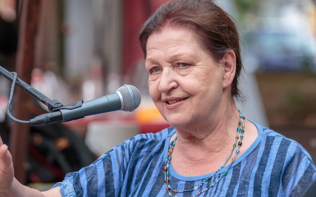 Alenka Puhar