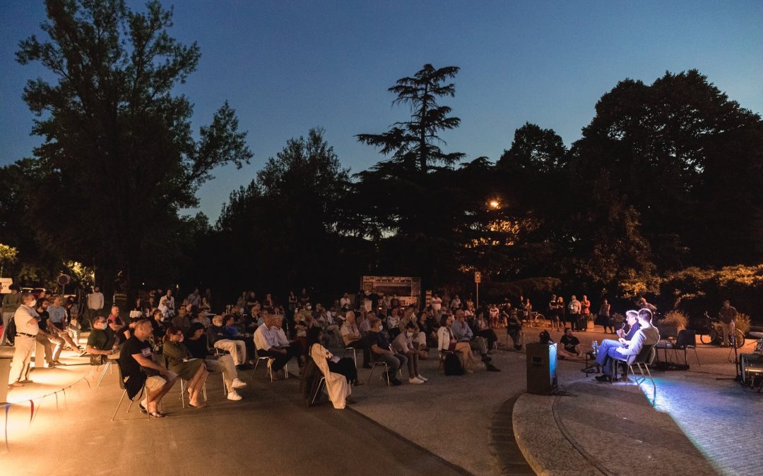 Odprti poziv za fotografije: Dvojno mesto
